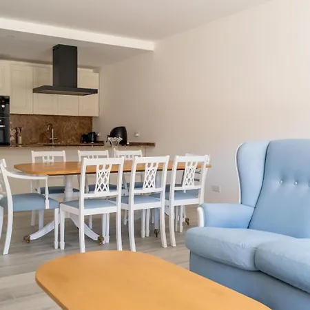 Apartman Serene With Terrace & Pool & Bbq Access,qala By 360 Estates Qala