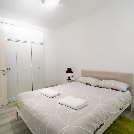 Serene With Terrace & Pool & Bbq Access,qala By 360 Estates Apartman *
