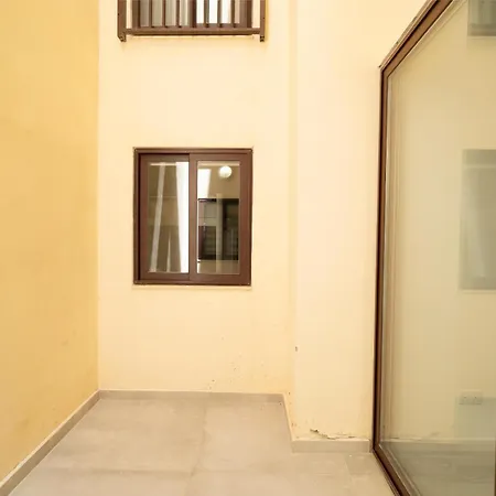 Apartamento Serene With Terrace & Pool & Bbq Access,qala By 360 Estates