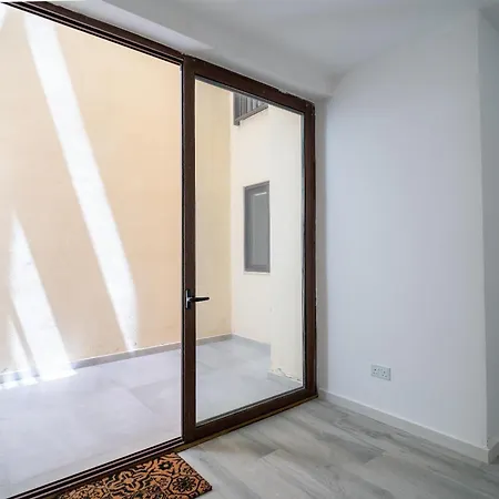 Hal Wardija In Qala, Gozo With Terrace, Pool & Bbq Qala