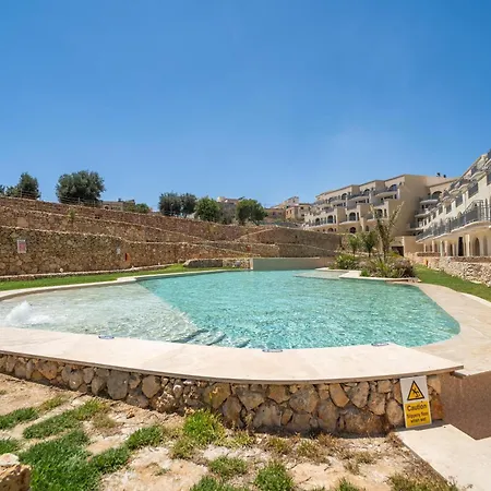 Lejlighed Hal Wardija In Qala, Gozo With Terrace, Pool & Bbq