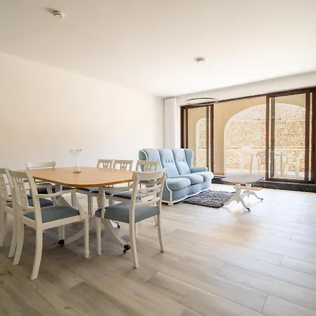 Hal Wardija In Qala, Gozo With Terrace, Pool & Bbq Qala