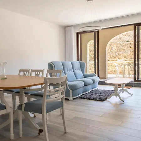Lejlighed Hal Wardija In Qala, Gozo With Terrace, Pool & Bbq Qala