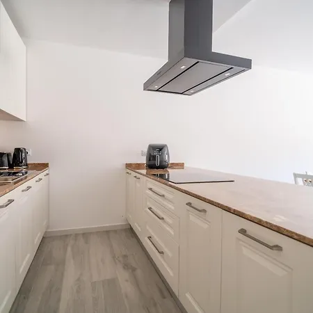 Serene With Terrace & Pool & Bbq Access,qala By 360 Estates * Qala