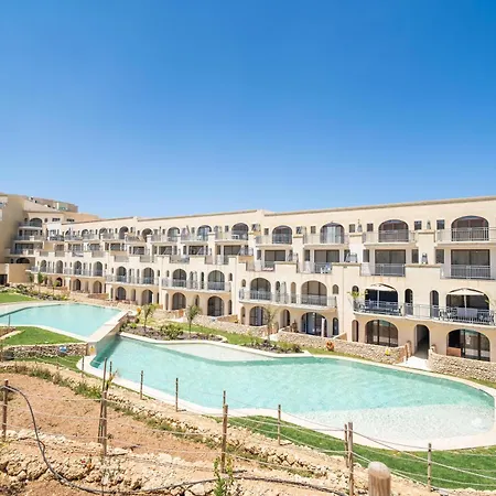 Hal Wardija In Qala, Gozo With Terrace, Pool & Bbq Lejlighed *