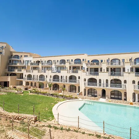 Hal Wardija In Qala, Gozo With Terrace, Pool & Bbq *