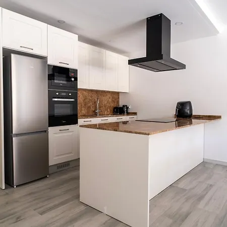 Hal Wardija In Qala, Gozo With Terrace, Pool & Bbq Appartamento