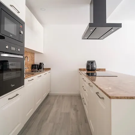 Hal Wardija In Qala, Gozo With Terrace, Pool & Bbq Appartamento Qala