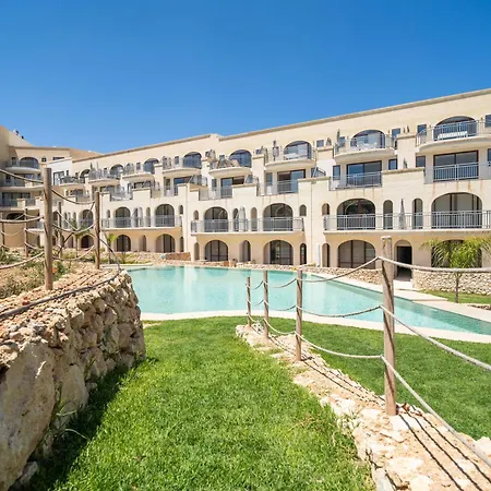 Hal Wardija In Qala, Gozo With Terrace, Pool & Bbq *