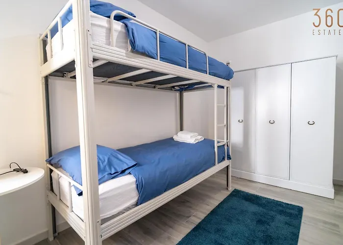 Serene With Terrace & Pool & Bbq Access,qala By 360 Estates Apartamento *