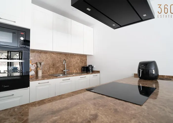 Serene With Terrace & Pool & Bbq Access,qala By 360 Estates