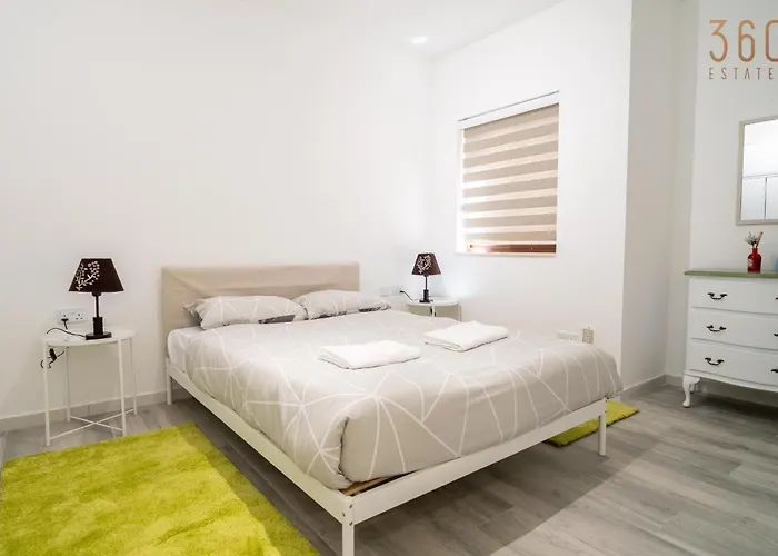 Serene With Terrace & Pool & Bbq Access,qala By 360 Estates *