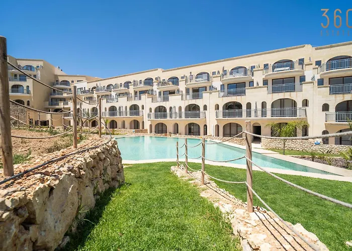Apartamento Serene With Terrace & Pool & Bbq Access,qala By 360 Estates *
