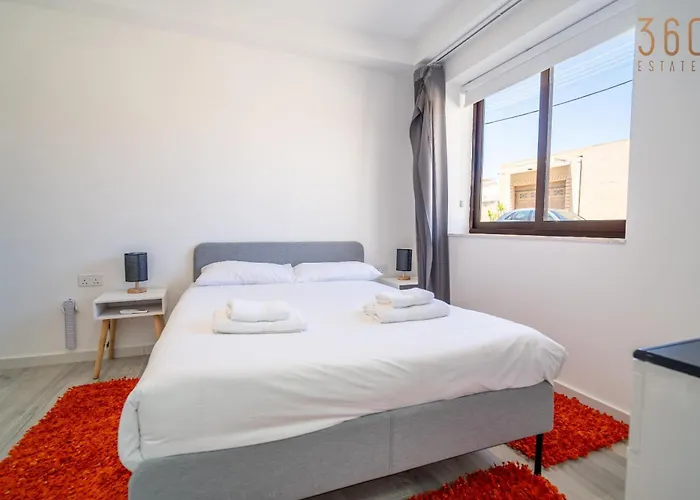 Serene With Terrace & Pool & Bbq Access,qala By 360 Estates Apartamento *